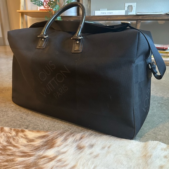 Louis Vuitton Duffle - Picture 3 of 7